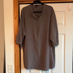 With Gray Button-Up Tunic Top